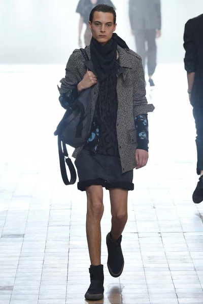 Look 26